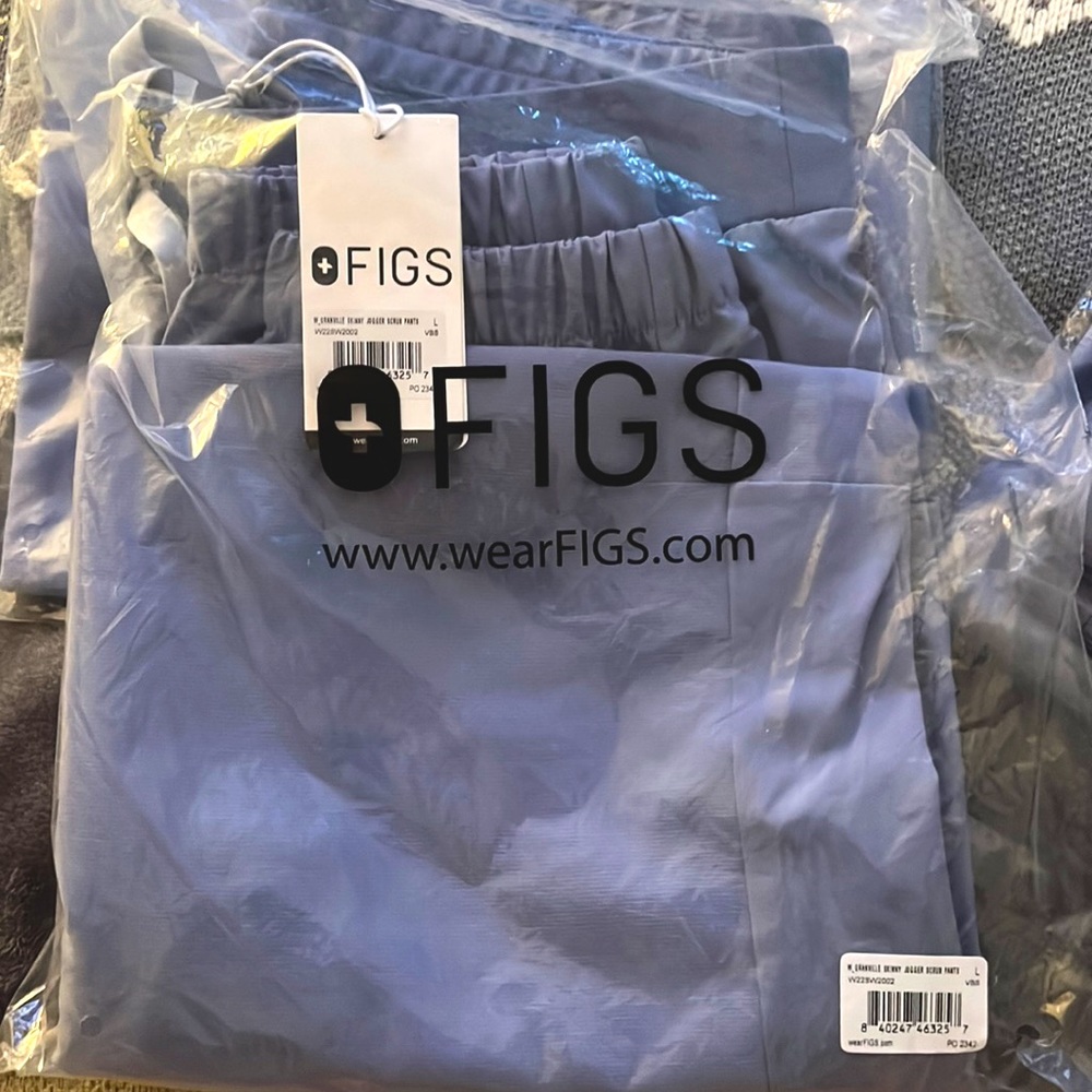 VAPOR BLUE SPACEDYE JOGGERS *NWT*
